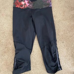 🌺Lululemon Crop Capri Woman’s Pants